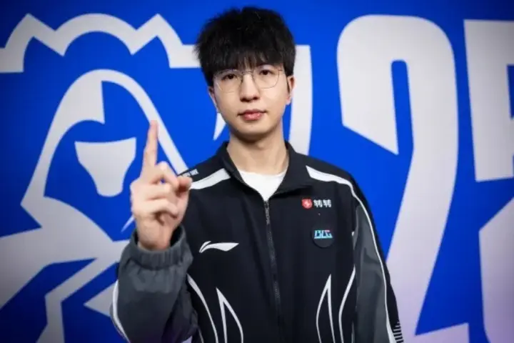 先被巴西队, img, 代价