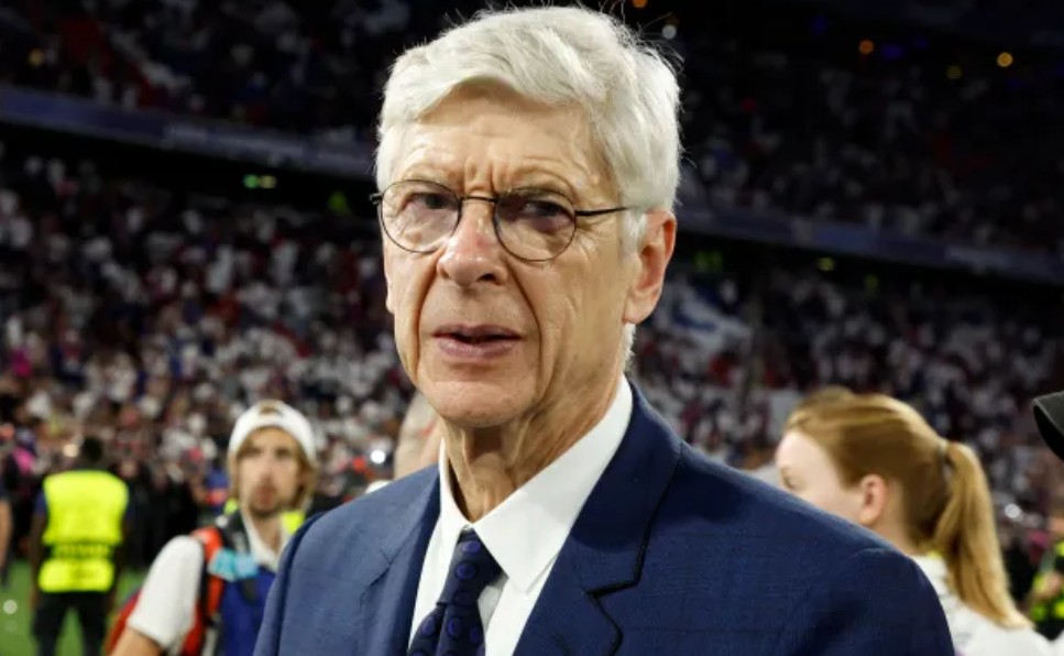 输给了水晶, 我看了他们 输给了水晶, 我看了他们